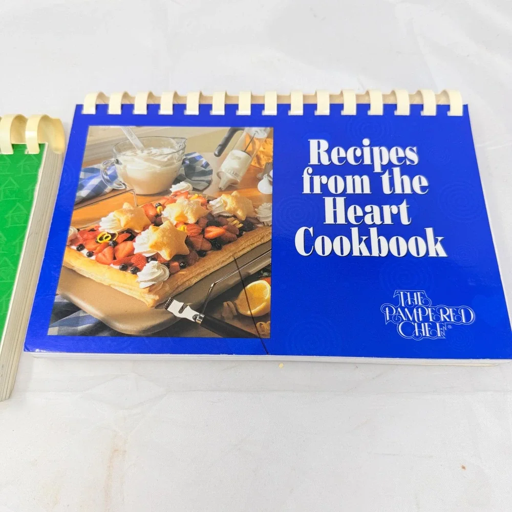 Pampered Chef Cookbook Set Kitchen Heart of the Home Recipes from the Heart 2pc